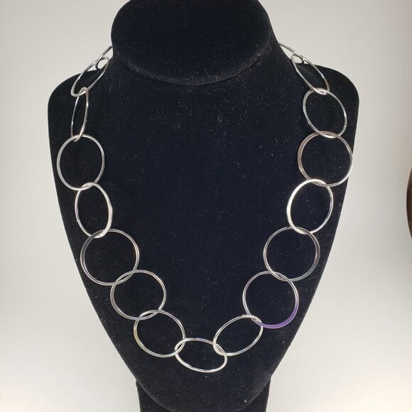 Gold-Tone Interlock Hoops Stylish Design Necklace - Women's Fashion Jewelry - Picture 7 of 8